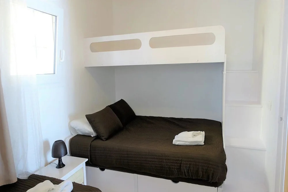 Dona Lola Macarena - Fantastic beach front townhouse withing only a few meters to the beach of calahonda - CS183