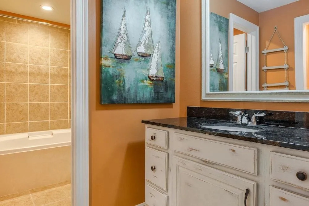The Moorings Unit 212