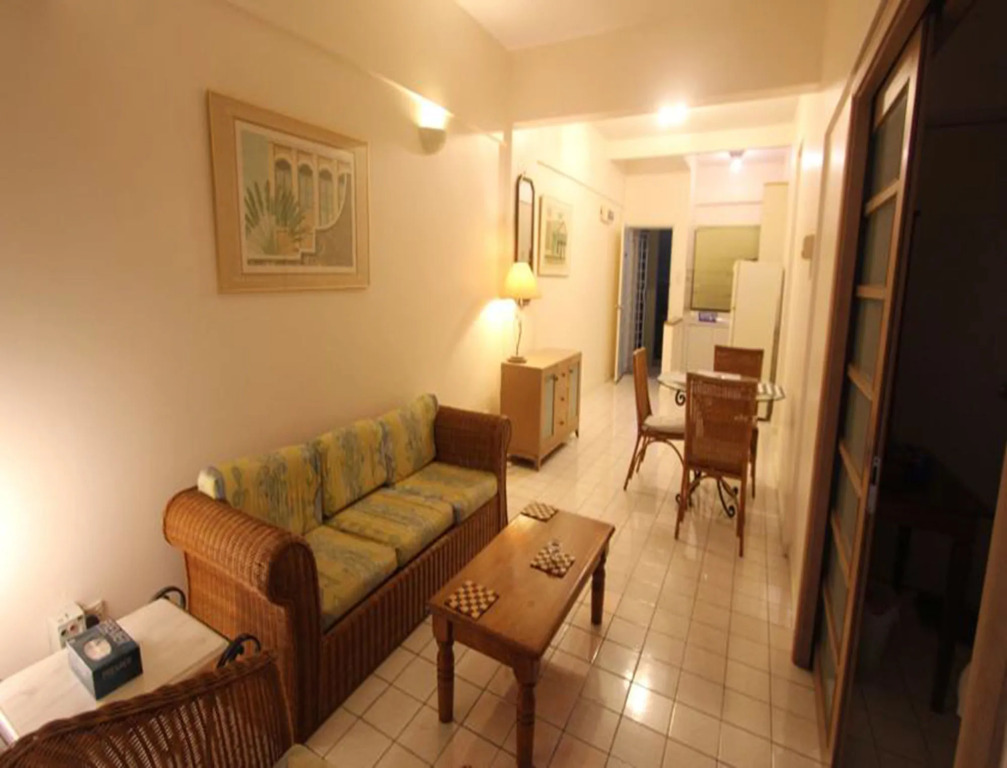 Paradise Lagoon Apartment