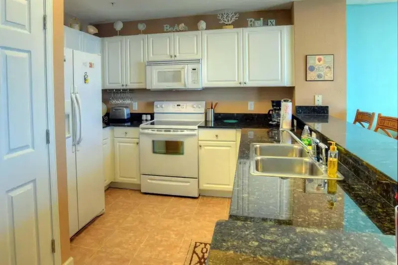 2406 Tidewater Beach Resort