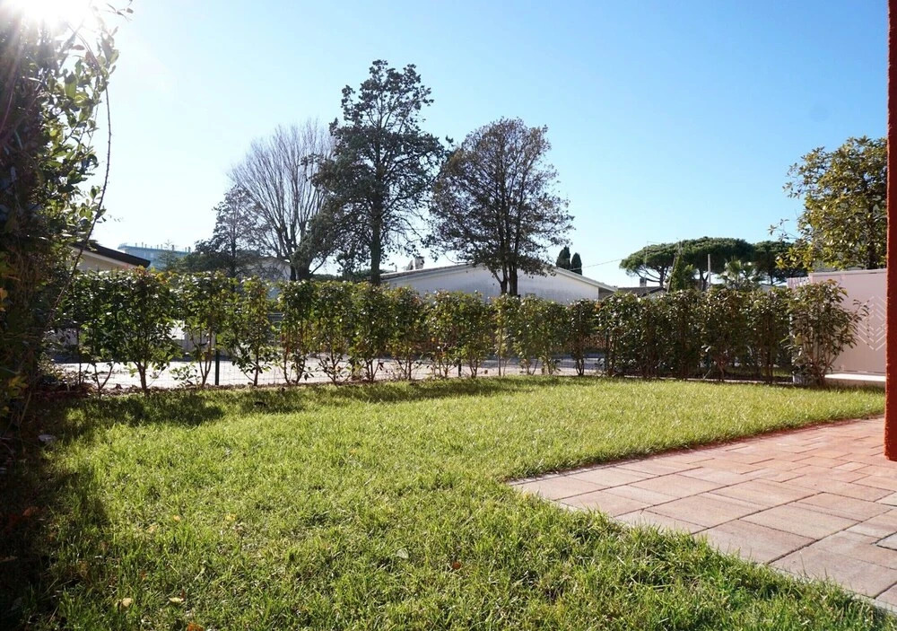Relax by the Garden-flat for up to 6 Guests