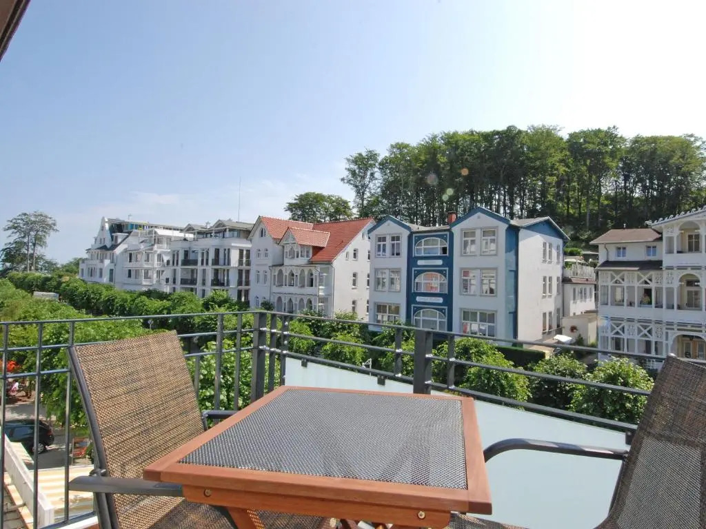 Villa Lena mit Fahrstuhl und Bäcker im Haus, direkt an der Flaniermeile
