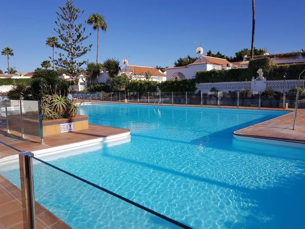 Susana's Bungalow Wifi Free and Pool