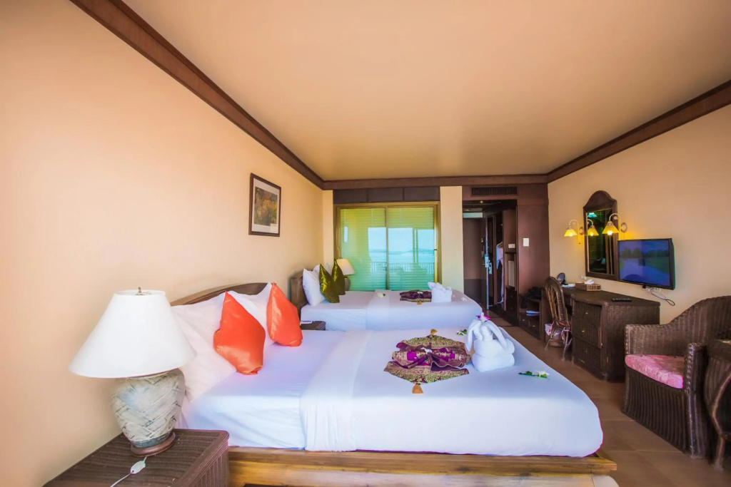 Samui Bayview Resort & Spa - SHA Plus