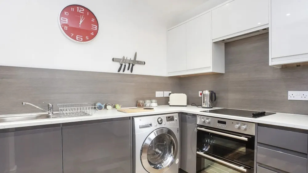 The Station Apartment