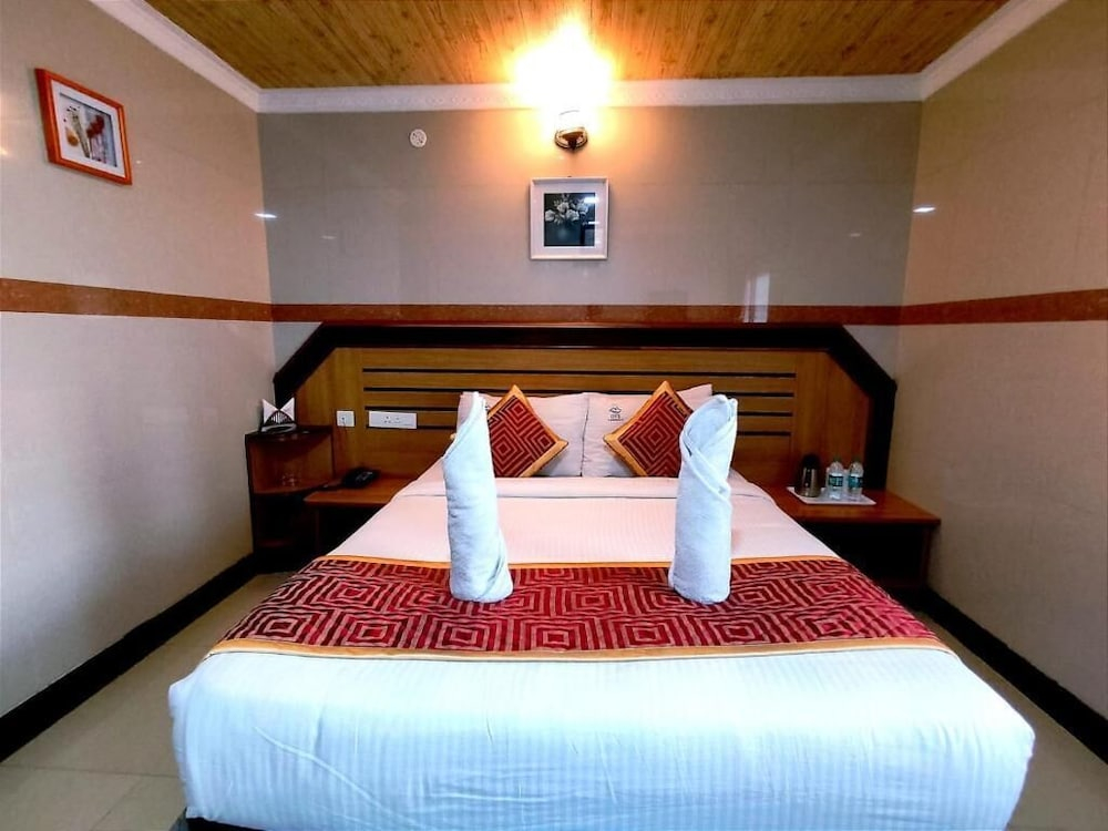 Hotel GVS Residency