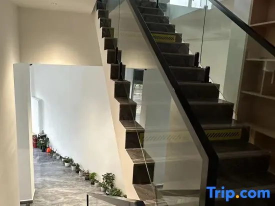 Yiyang 701 Hotel