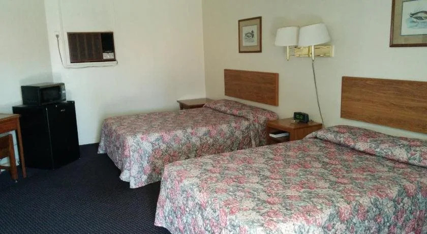 CRYSTAL MOTEL