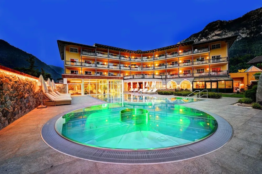 POST Family Resort