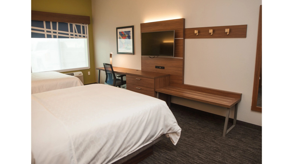 Holiday Inn Express Hotel & Suites Norfolk by IHG