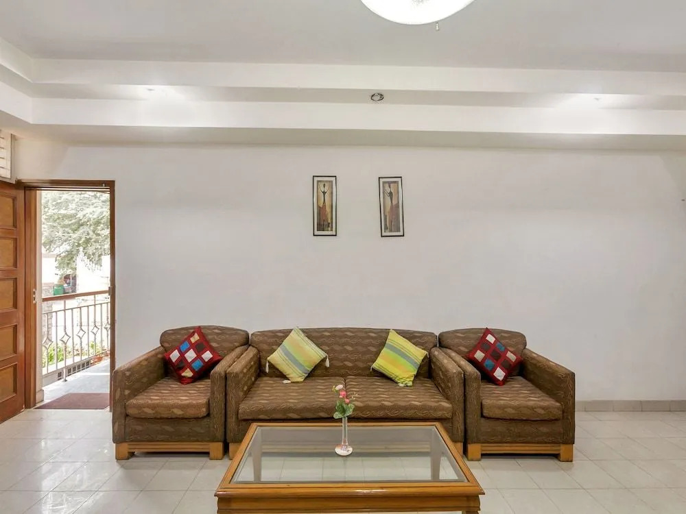 OYO 9071 Comfort Zone Guest House