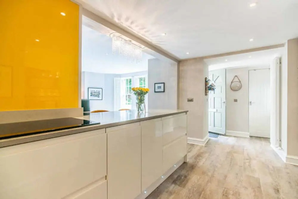 21A Luxury Apartment