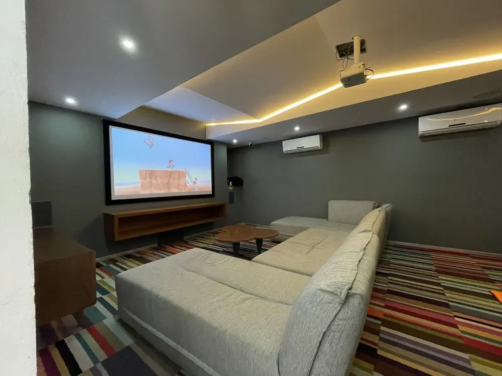 New Downtown Loft With Gym-Spa-Cinema