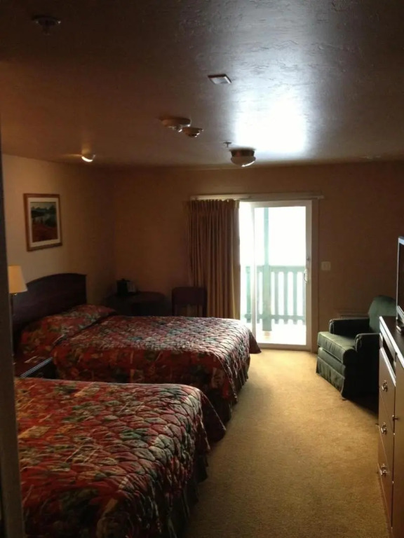 Flying Saddle Resort and Steak House