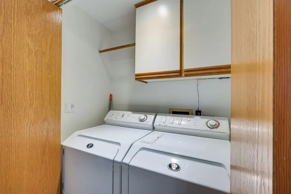 Charming Rogue Valley Home in Central Point!