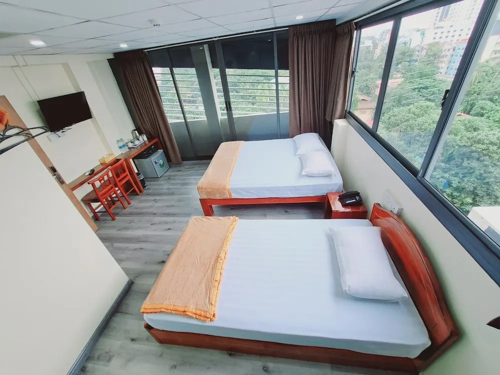 121 Hotel Yangon