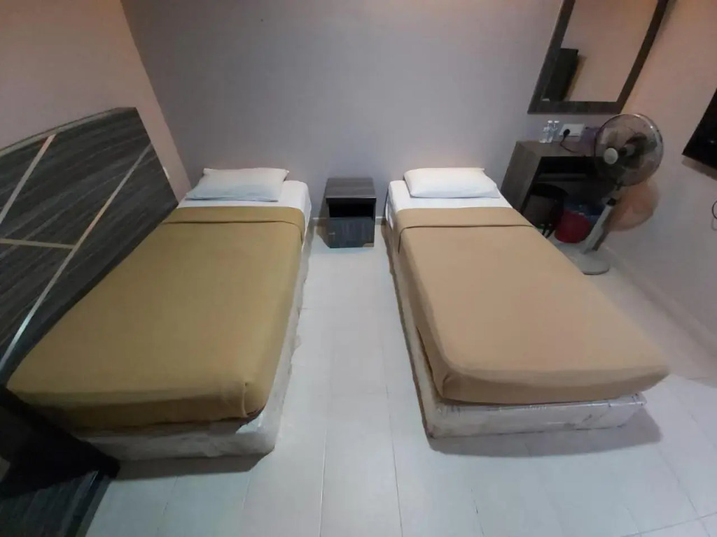 Al Huda Hotel