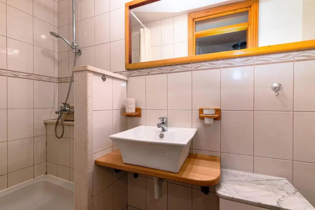 4 bedrooms seafront Villa LAURUS with heated pool for up to 8 people
