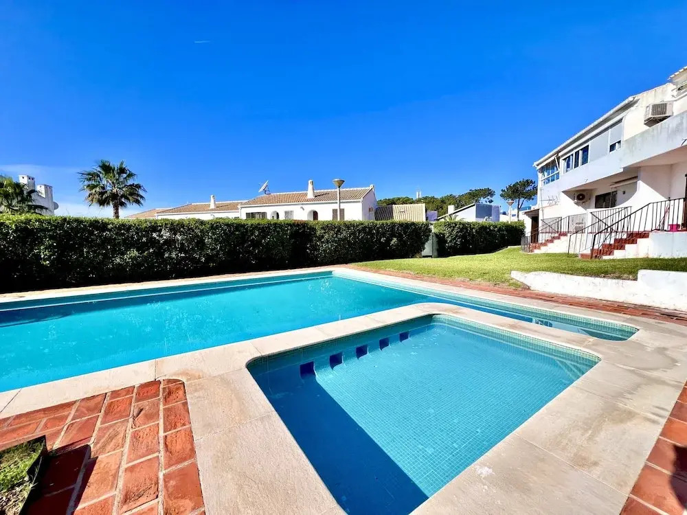 Quarteira Classic 2 With Pool by Homing