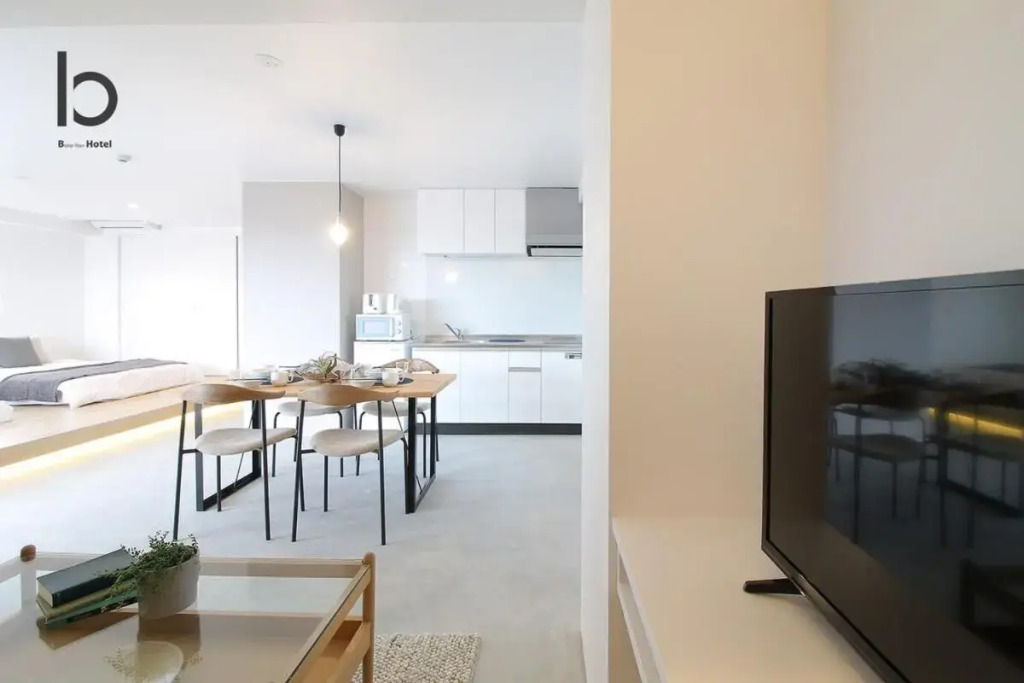 b hotel Heiwaodori 201 - New Apt in Famous Hiroshima Dori Max 6p
