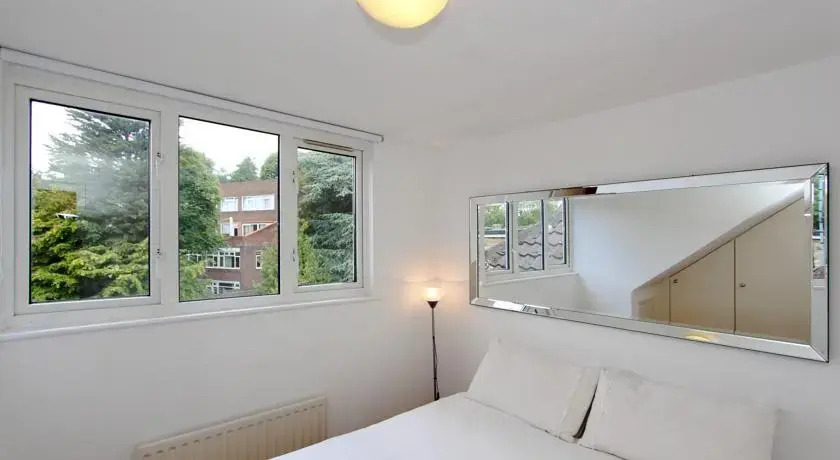 Wimbledon Sports Apartment