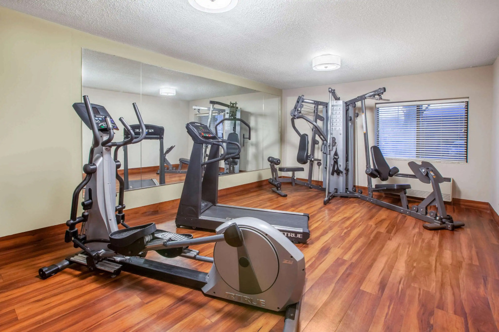 Baymont by Wyndham Grand Rapids Airport