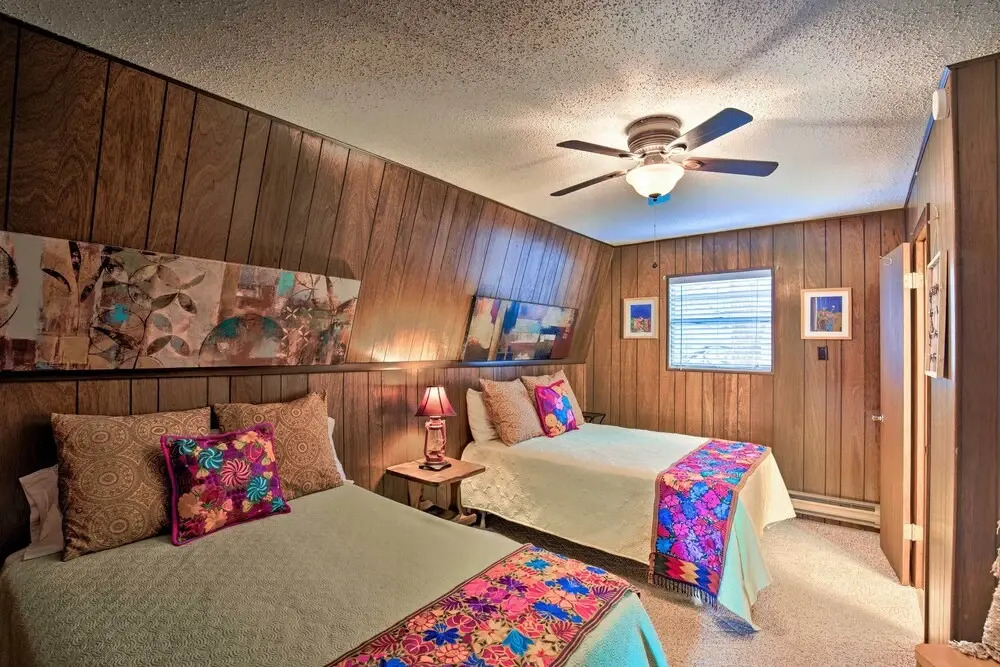 Ruidoso Cabin w/ Deck & Grill < 3 Mi to Race Track