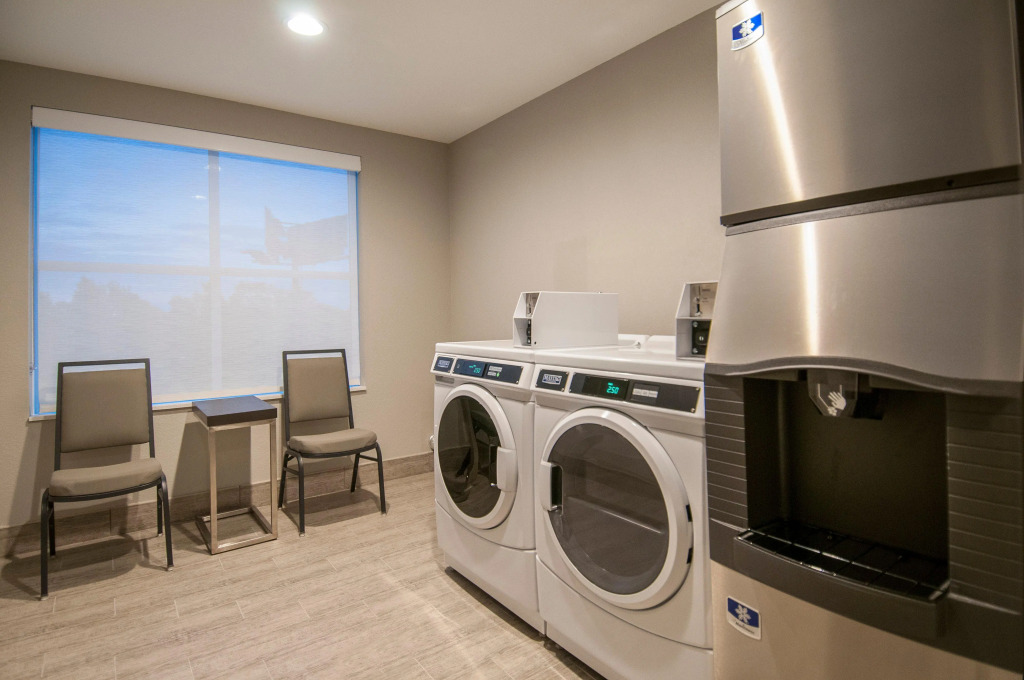 Holiday Inn - New Orleans Airport North by IHG