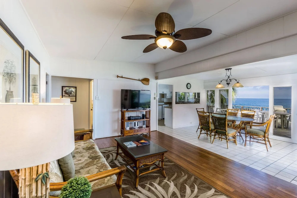 Kaikea Hale Oceanfront Paradise