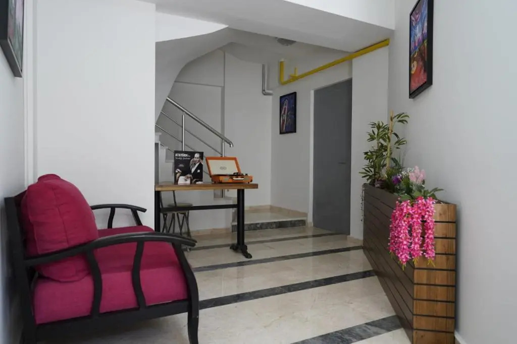 Arney Suites