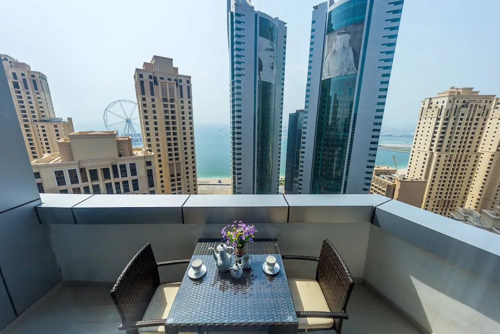 West Tower by Deluxe Holiday Homes