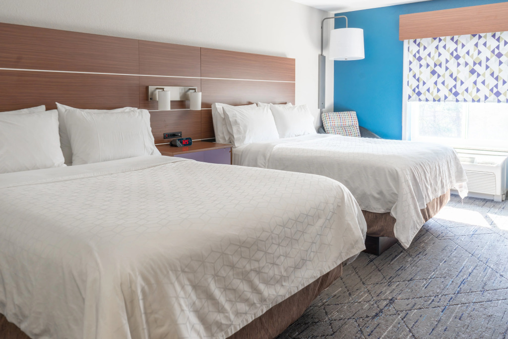 Holiday Inn Express Hotel & Suites Lake Zurich-Barrington by IHG