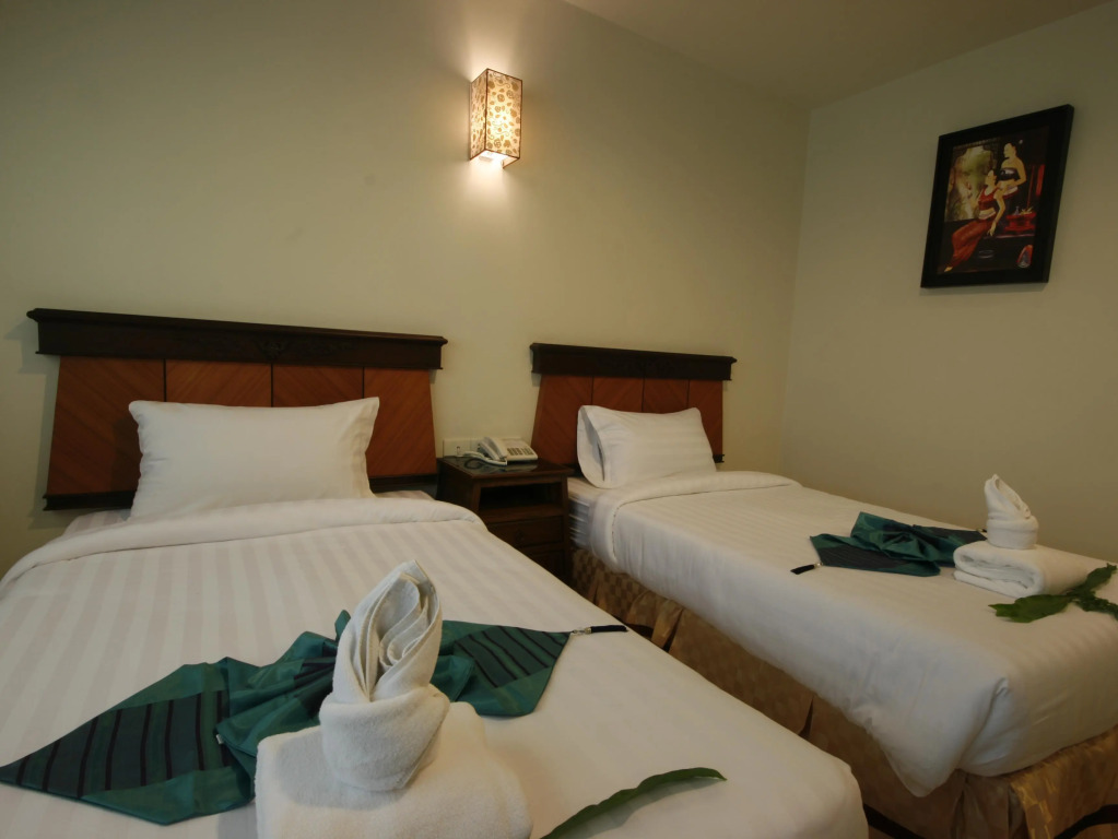 Chiangrai Grand Room Hotel