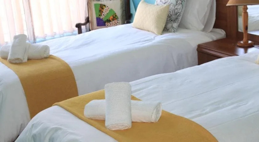 Suzies Coffee Shop Bed and Breakfast