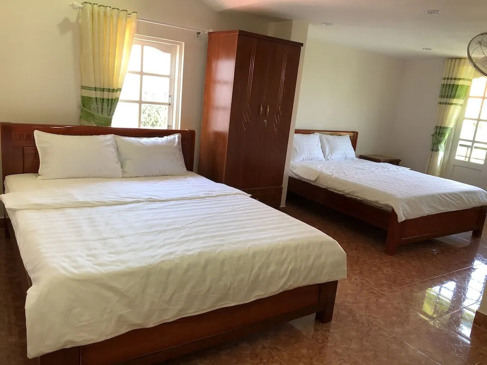 Ngoc Loan Hostel