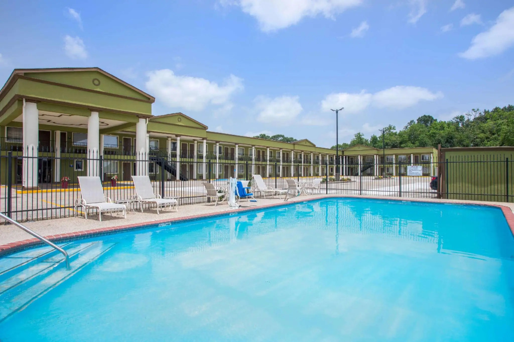 Motel 6 Crowley, LA