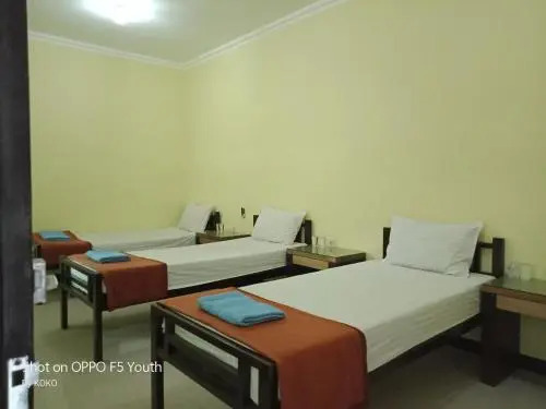 Yellow Hostel