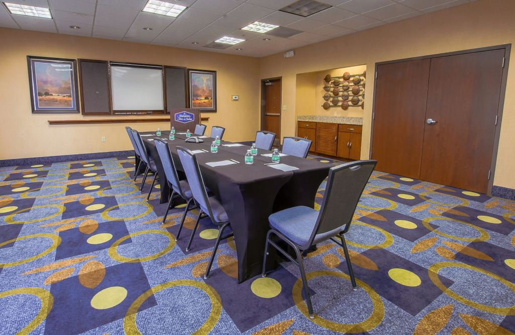 Hampton Inn & Suites Ridgecrest