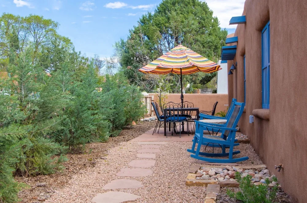 East Alameda - 3 Br Home