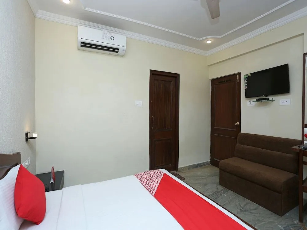 OYO 10515 Hotel Vishnu Villas