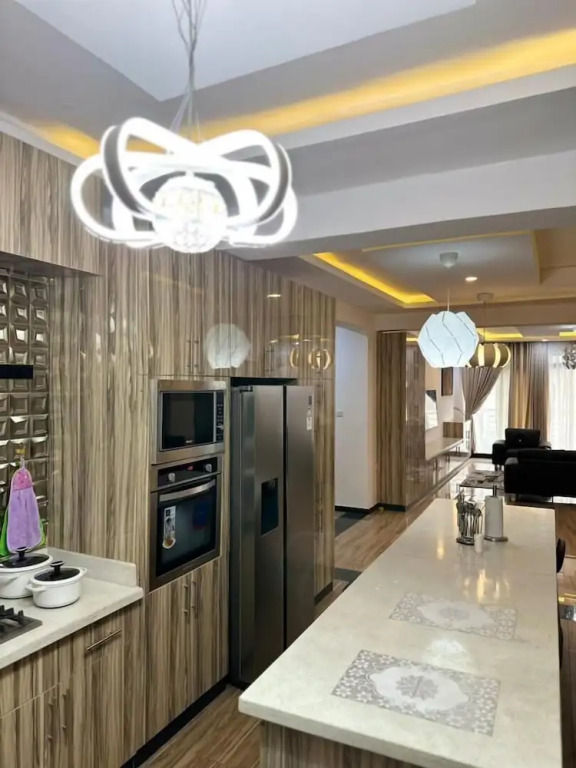 Nigus House Oniru