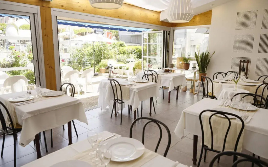 Logis Hotel Lauzeraie