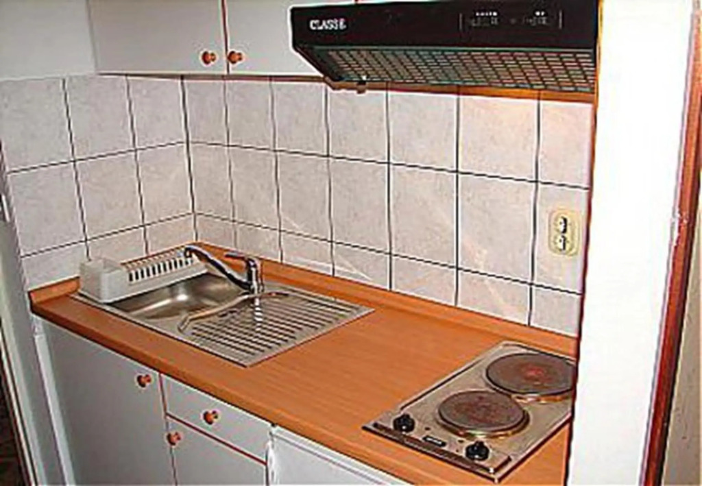 Vese - 200 m from beach - SA1(2+1)