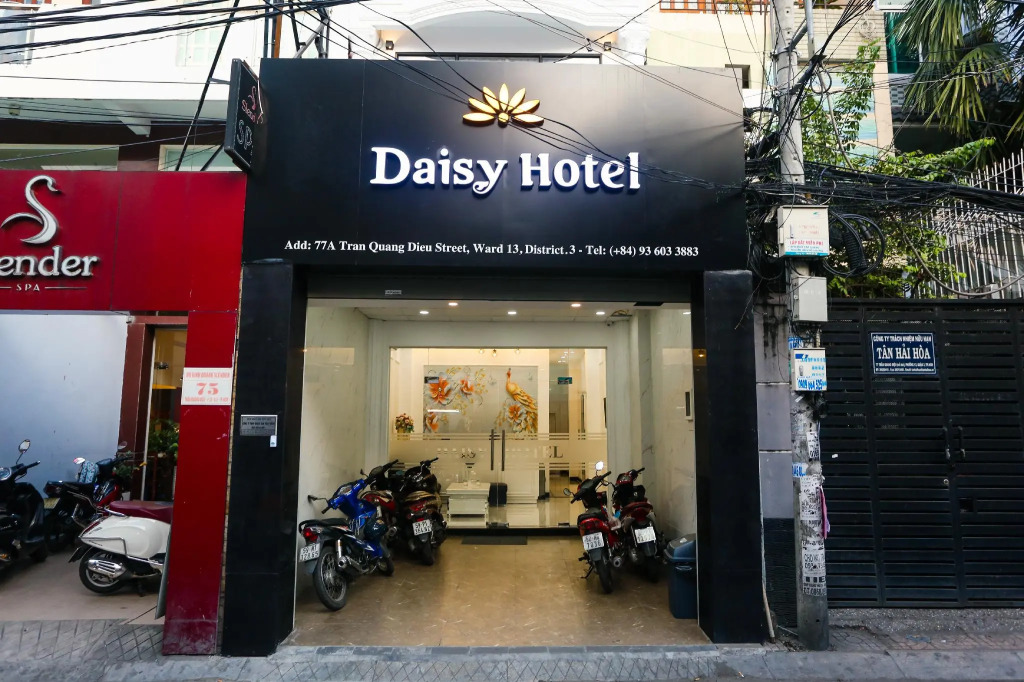 Daisy Hotel