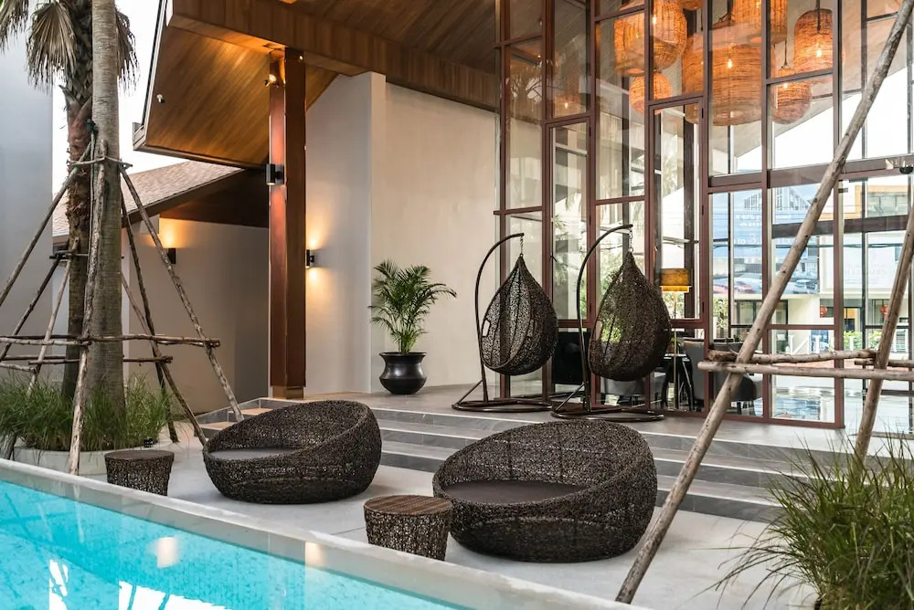 Apartment at Palmyrah Surin by Lofty