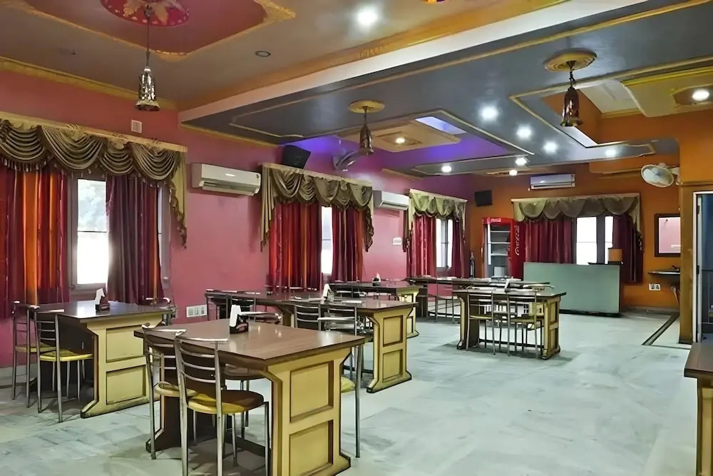 Hotel Amrapali