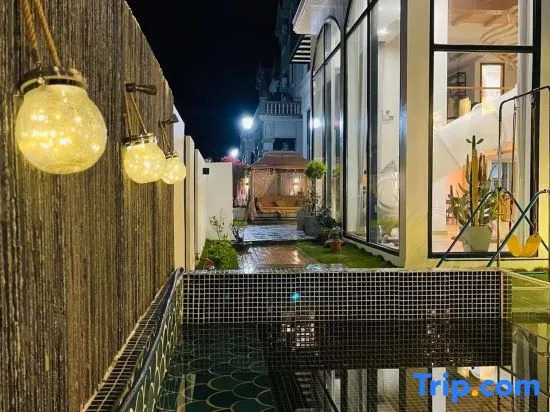 eighteen homestay