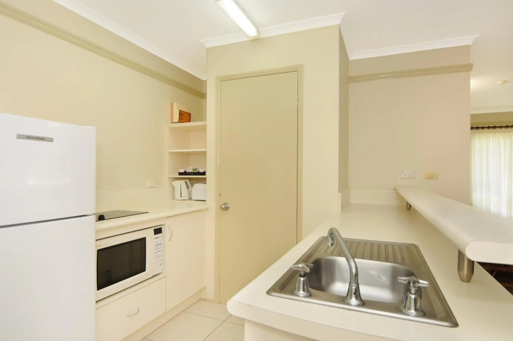 Cairns Queenslander Hotel & Apartments