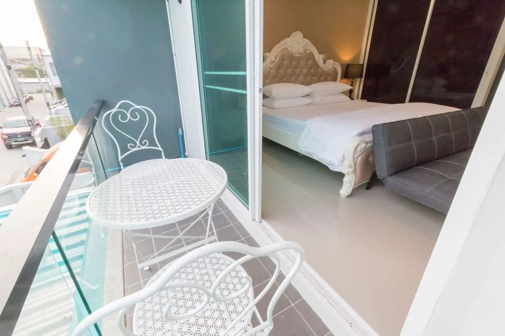 MEMO Residence