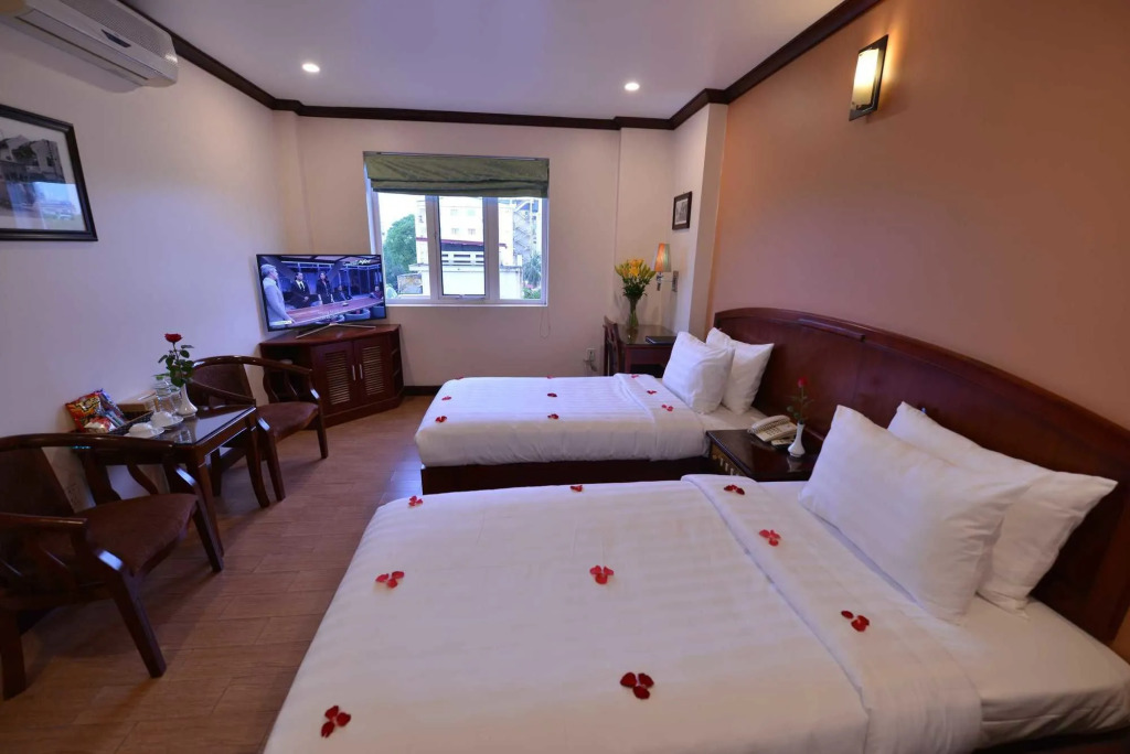 Blue Ha Noi Inn Legend Hotel
